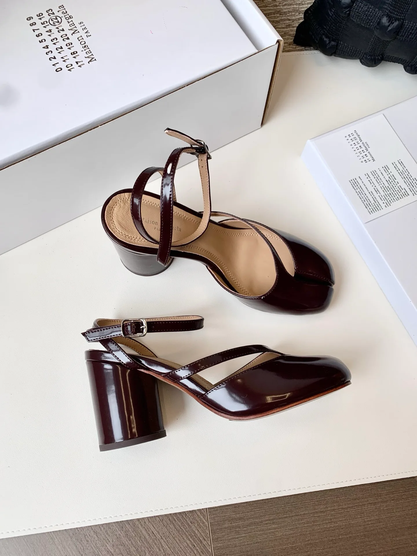 Women's Open-Toe Sandals MAISON MARGIELA 17628624