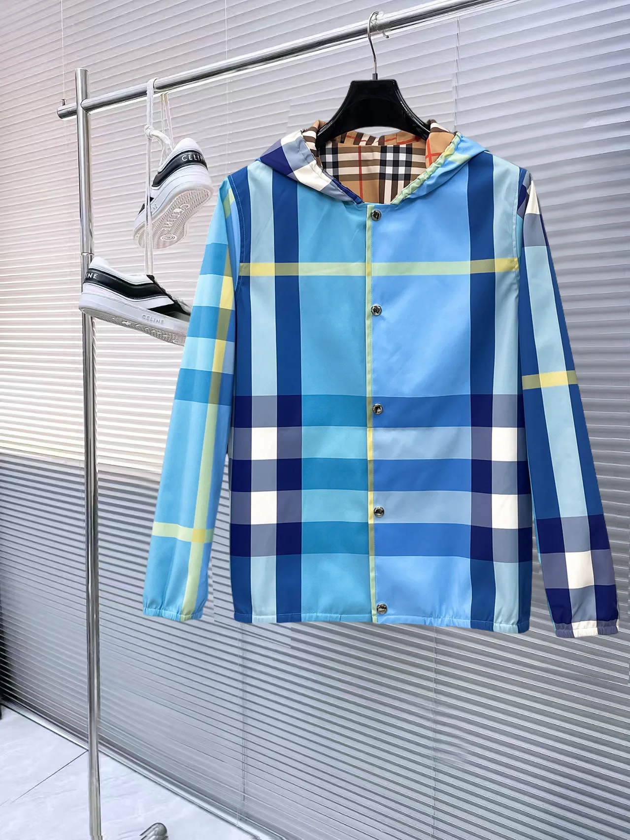 Men's Jackets And Down Jackets BURBERRY 17966732