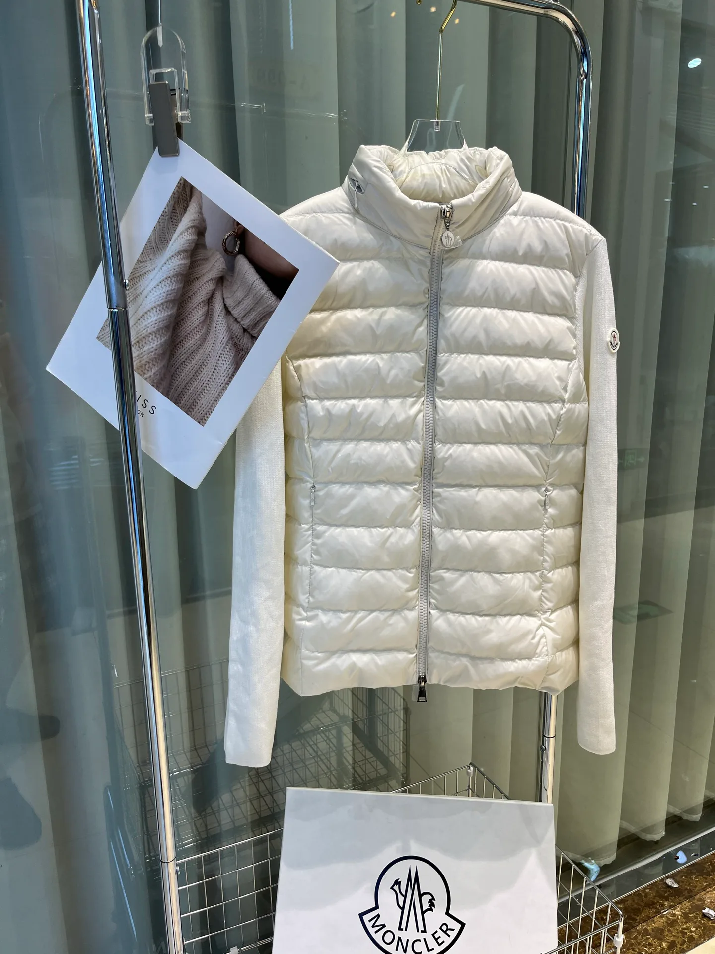 Women's Jackets And Down Jackets MONCLER 18204180