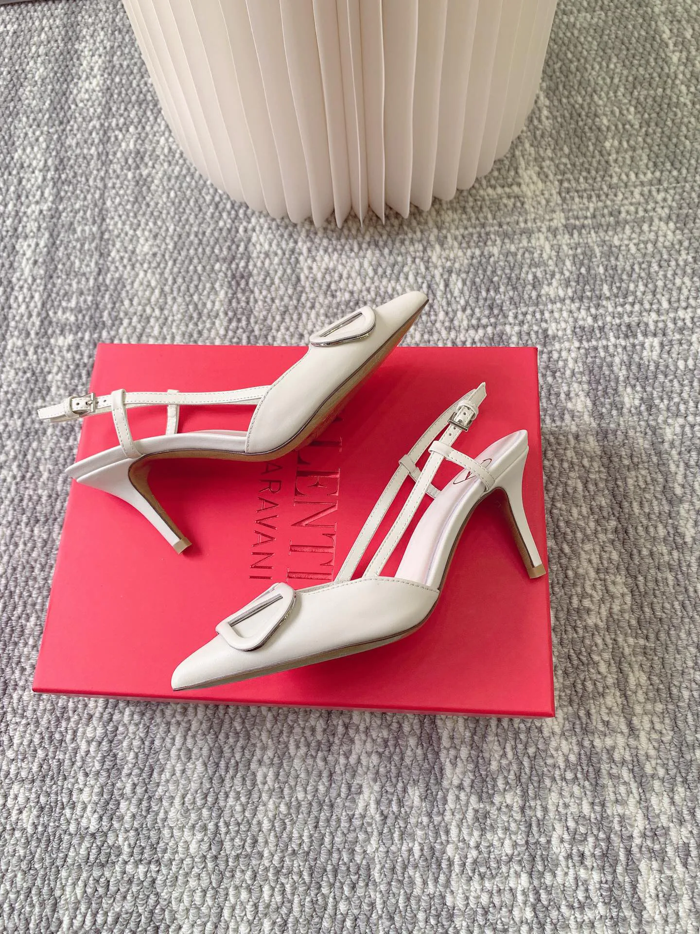 Women's Heels VALENTINO 17963100