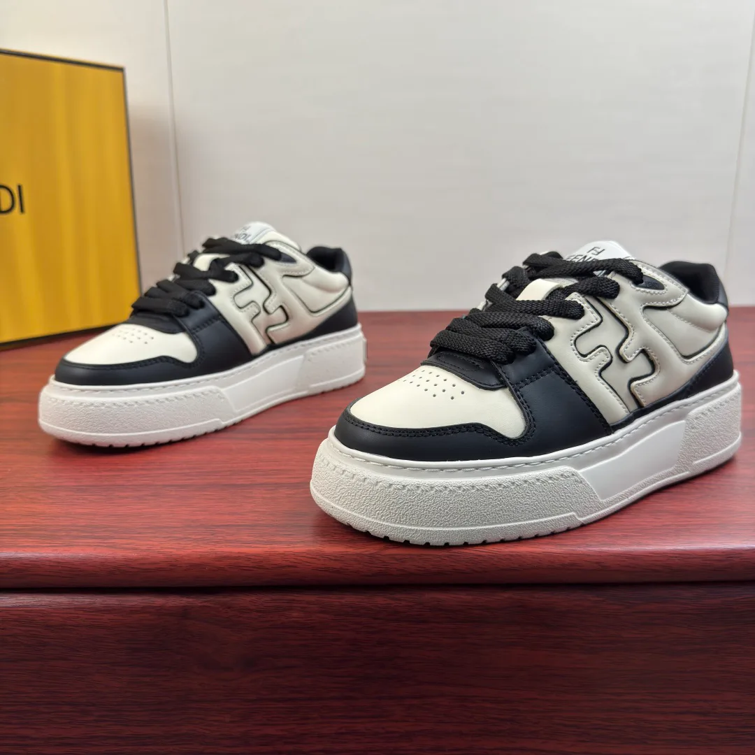 Women's Sneakers FENDI 18119027