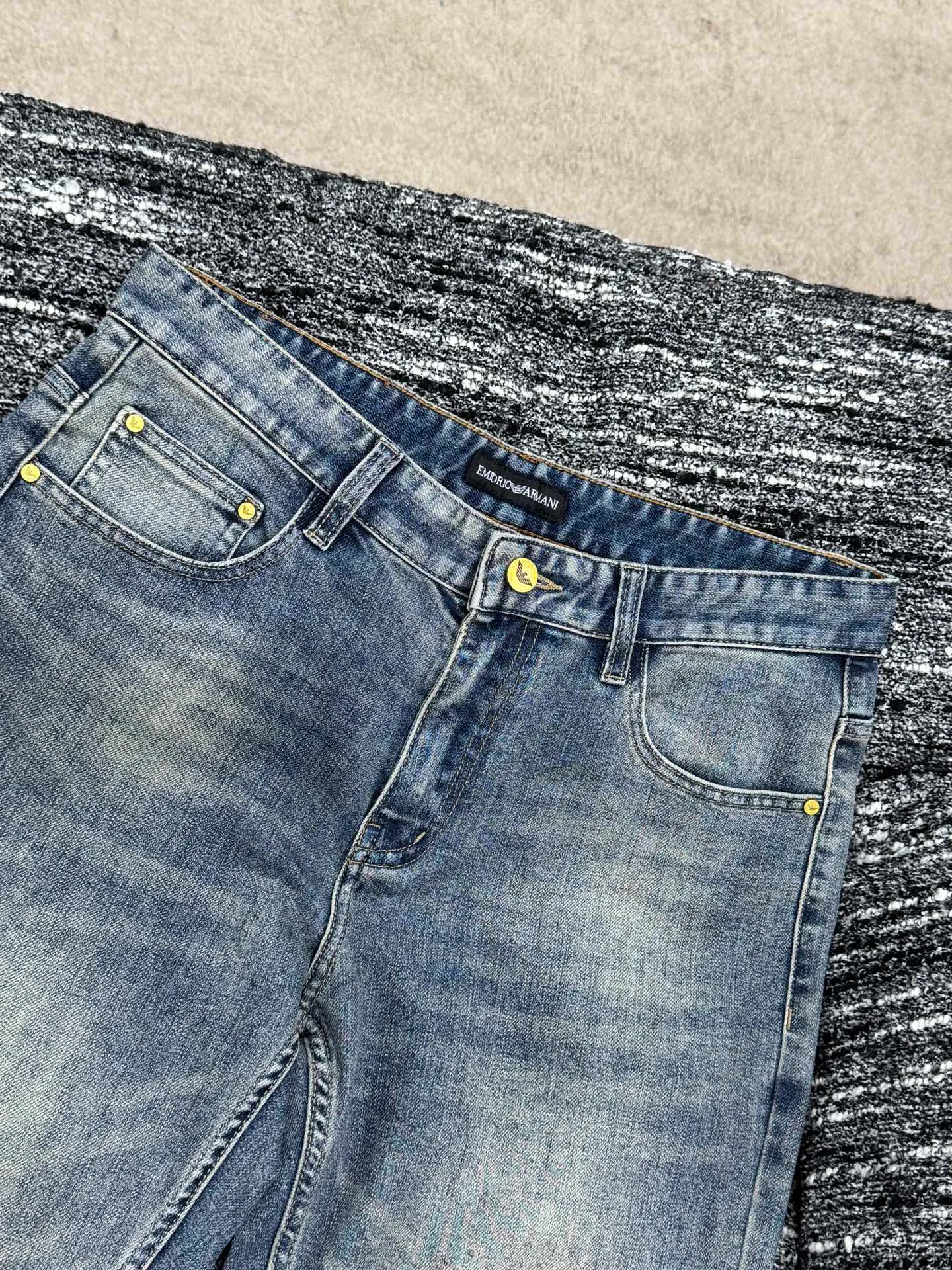 Men's Jeans ARMANI 18084122