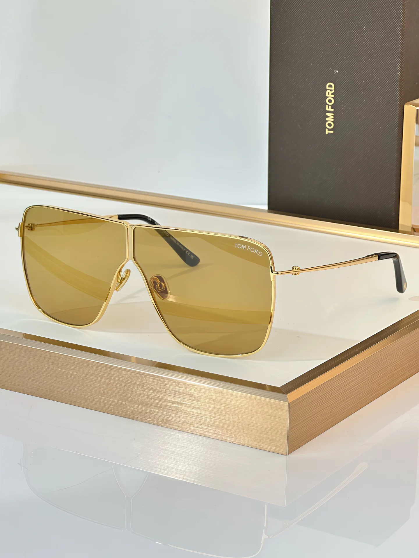Glasses TOM FORD 17366409