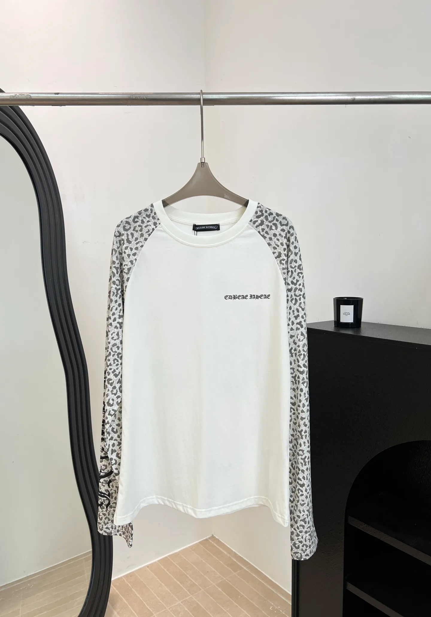 Women's T-Shirts CHROME HEARTS 17571162