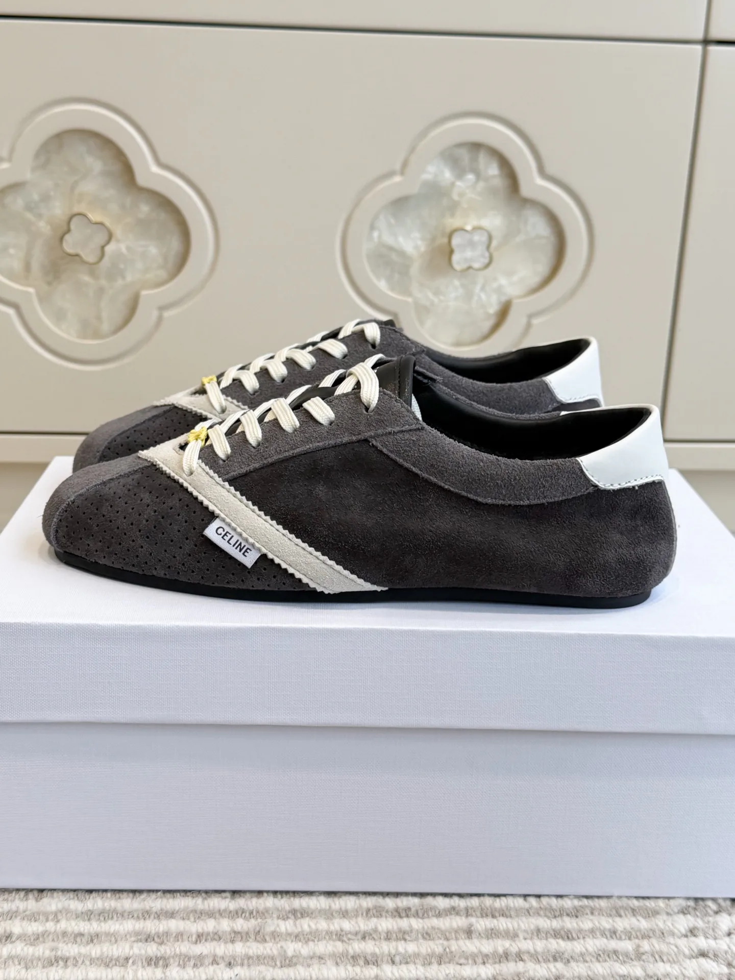 Women's Sneakers CELINE 18006528