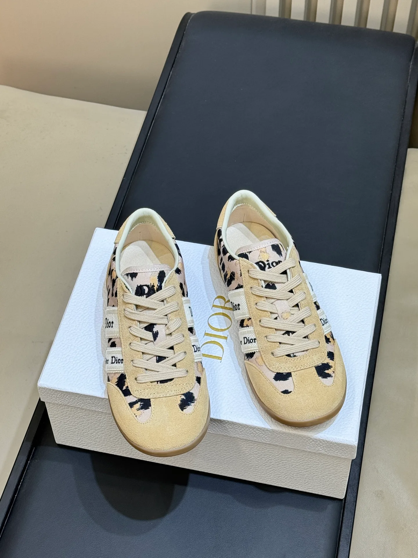Women's Sneakers CHRISTIAN DIOR 18073069