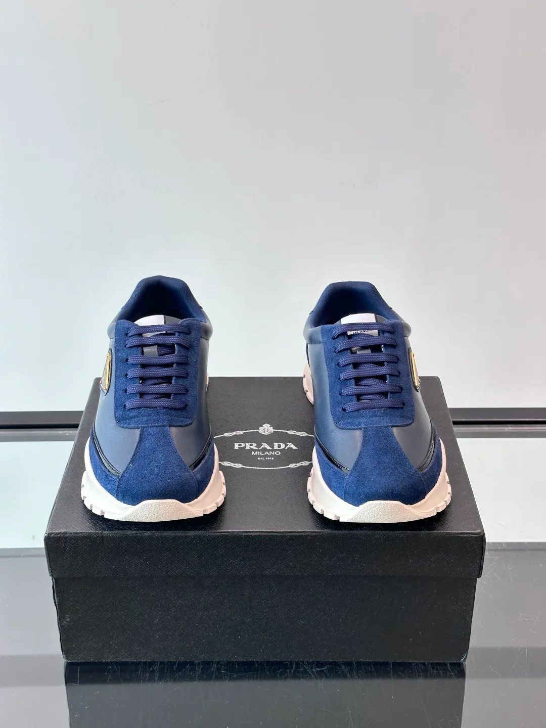 Men's Sneakers PRADA 18500609