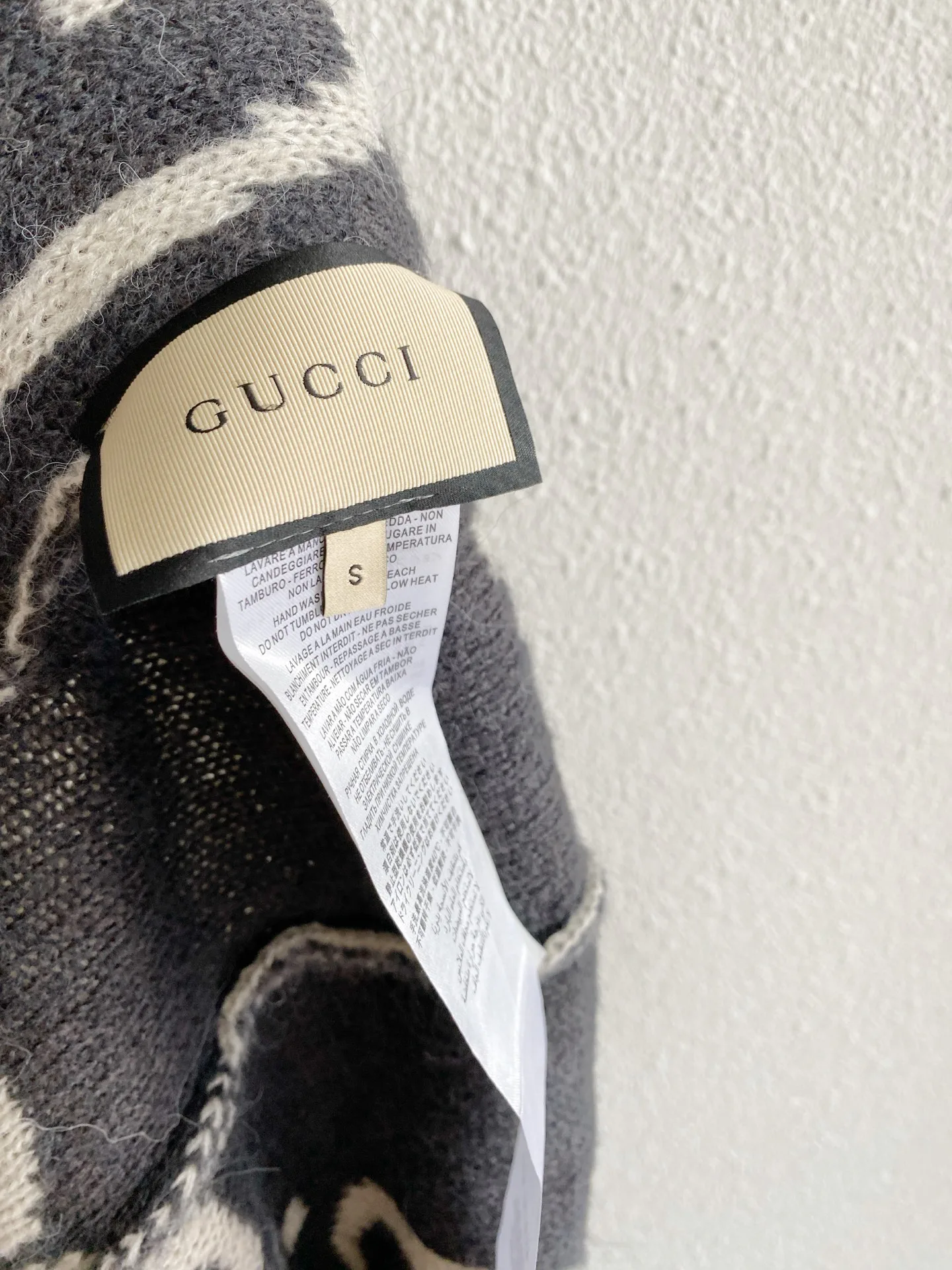 Women's Jumpers And Sweaters GUCCI 18140748