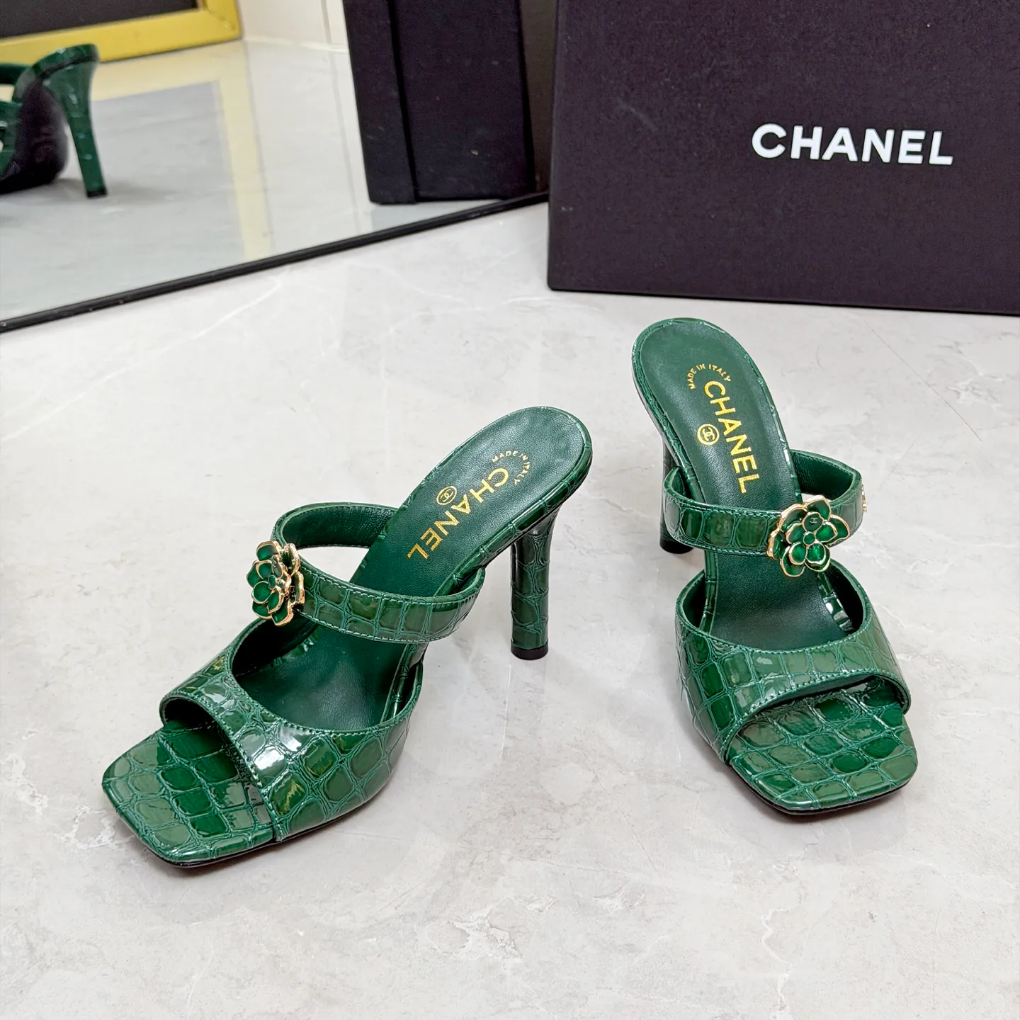 Women's Open-Toe Sandals CHANEL 17335031