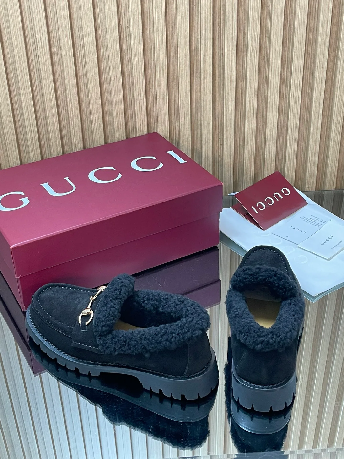 Women's Loafers And Moccasins GUCCI 18187073