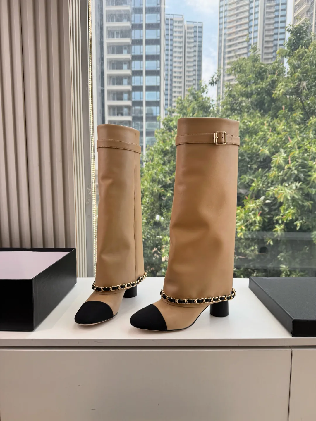 Women's Boots CHANEL 18337124