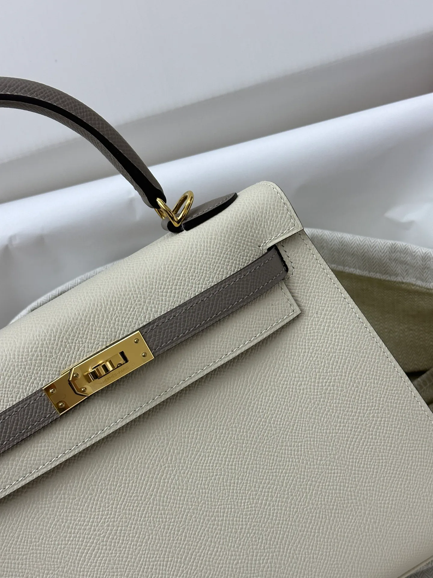Women's Classic Handbags HERMES 18454929