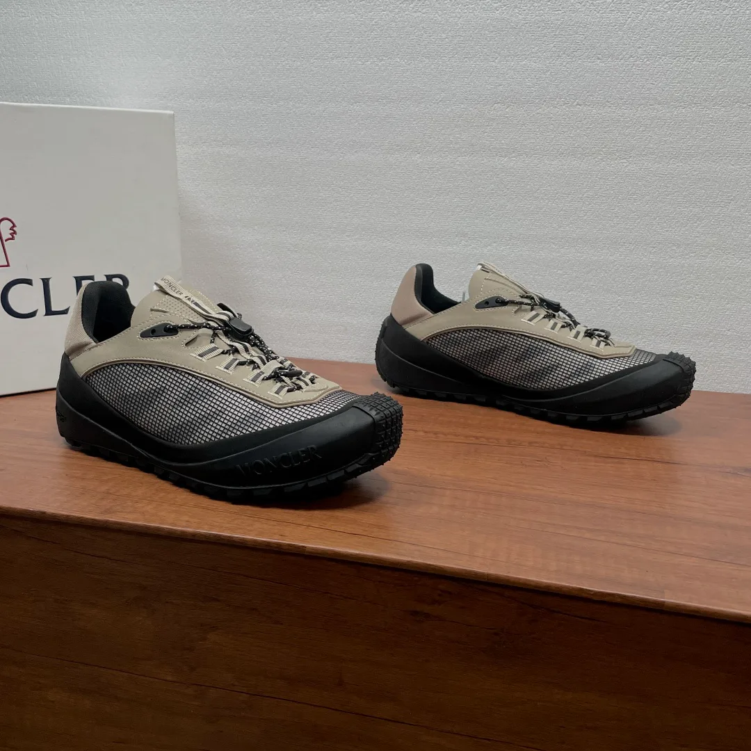Women's Sneakers MONCLER 17934659