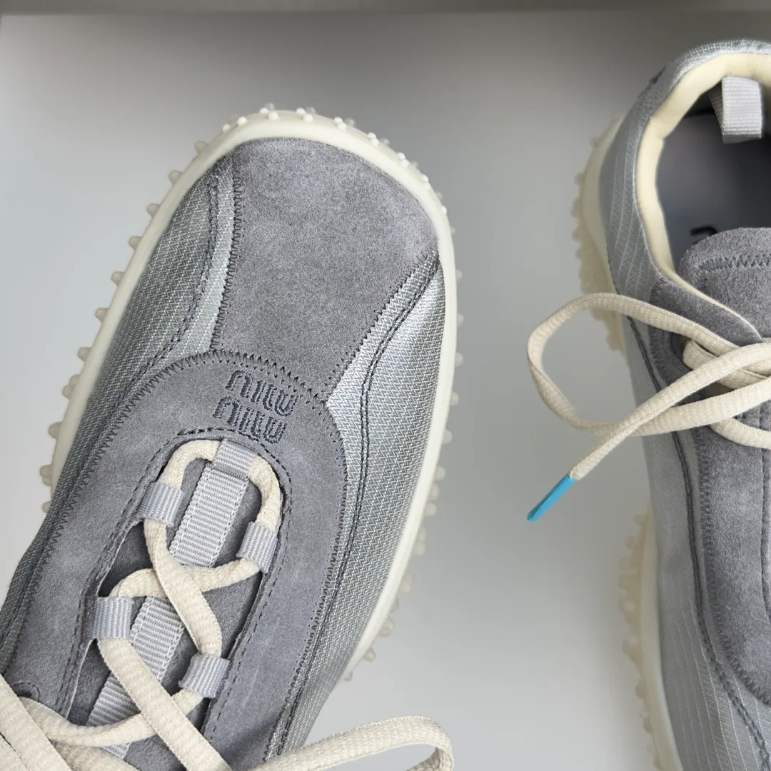 Women's Sneakers MIU MIU 17465553