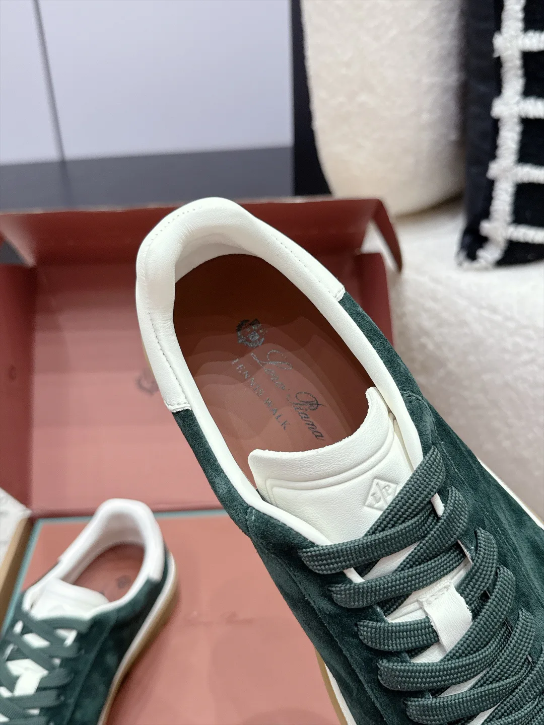 Women's Sneakers LORO PIANA 18133349