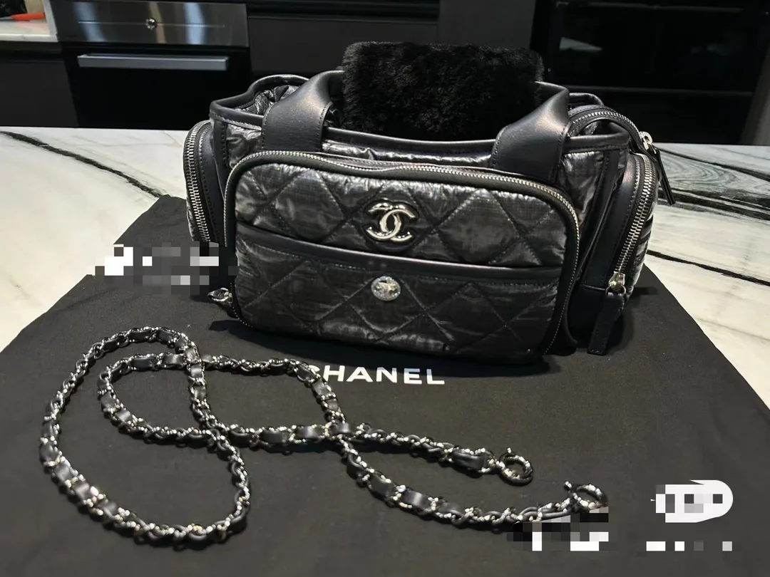 Women's Classic Handbags CHANEL 18065924