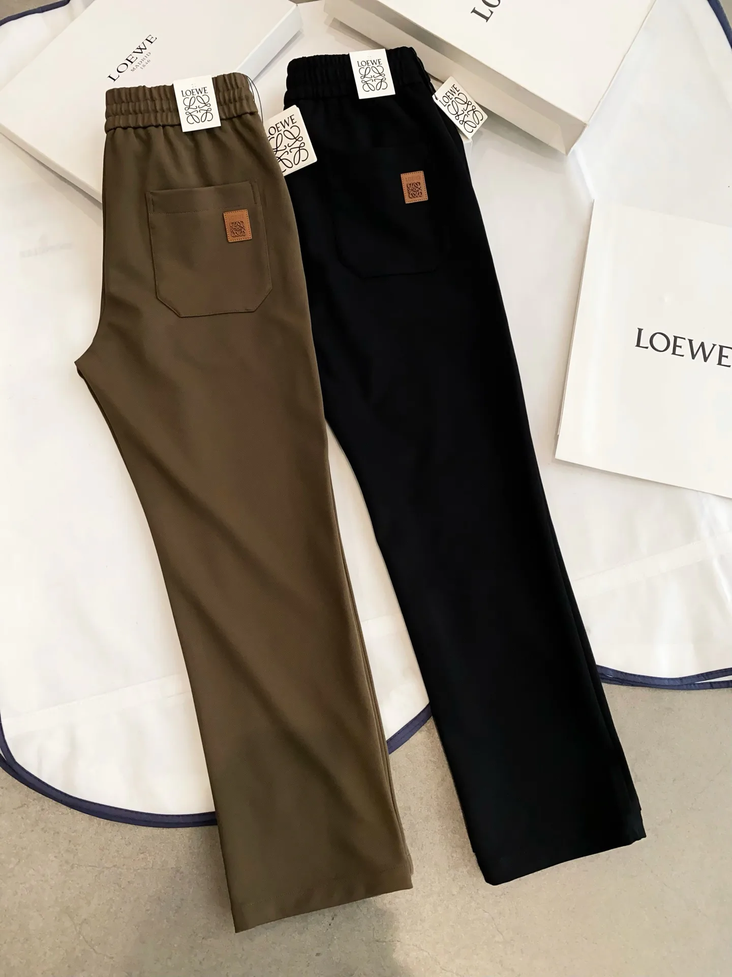 Men's Trousers LOEWE 18161922