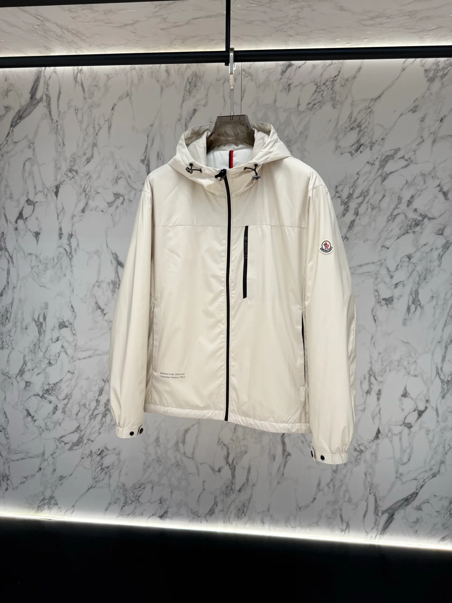 Men's Jackets And Down Jackets MONCLER 17944100