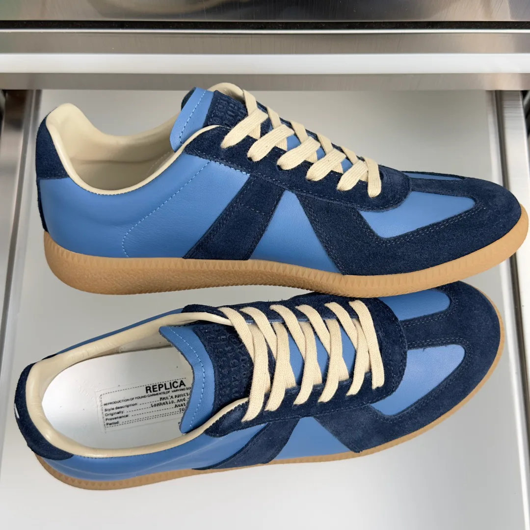 Women's Sneakers MAISON MARGIELA 17799515