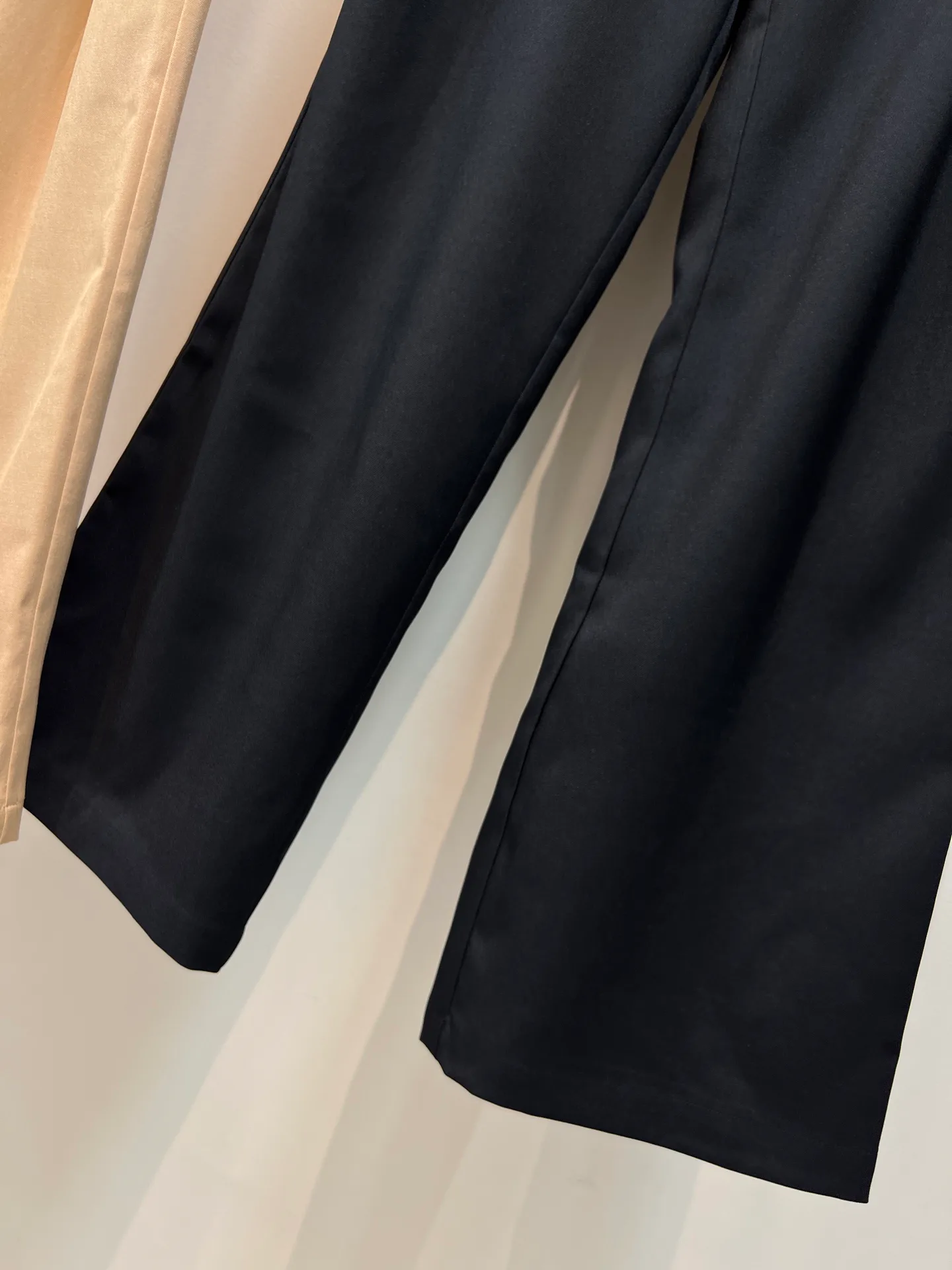 Women's Trousers MIU MIU 18127584