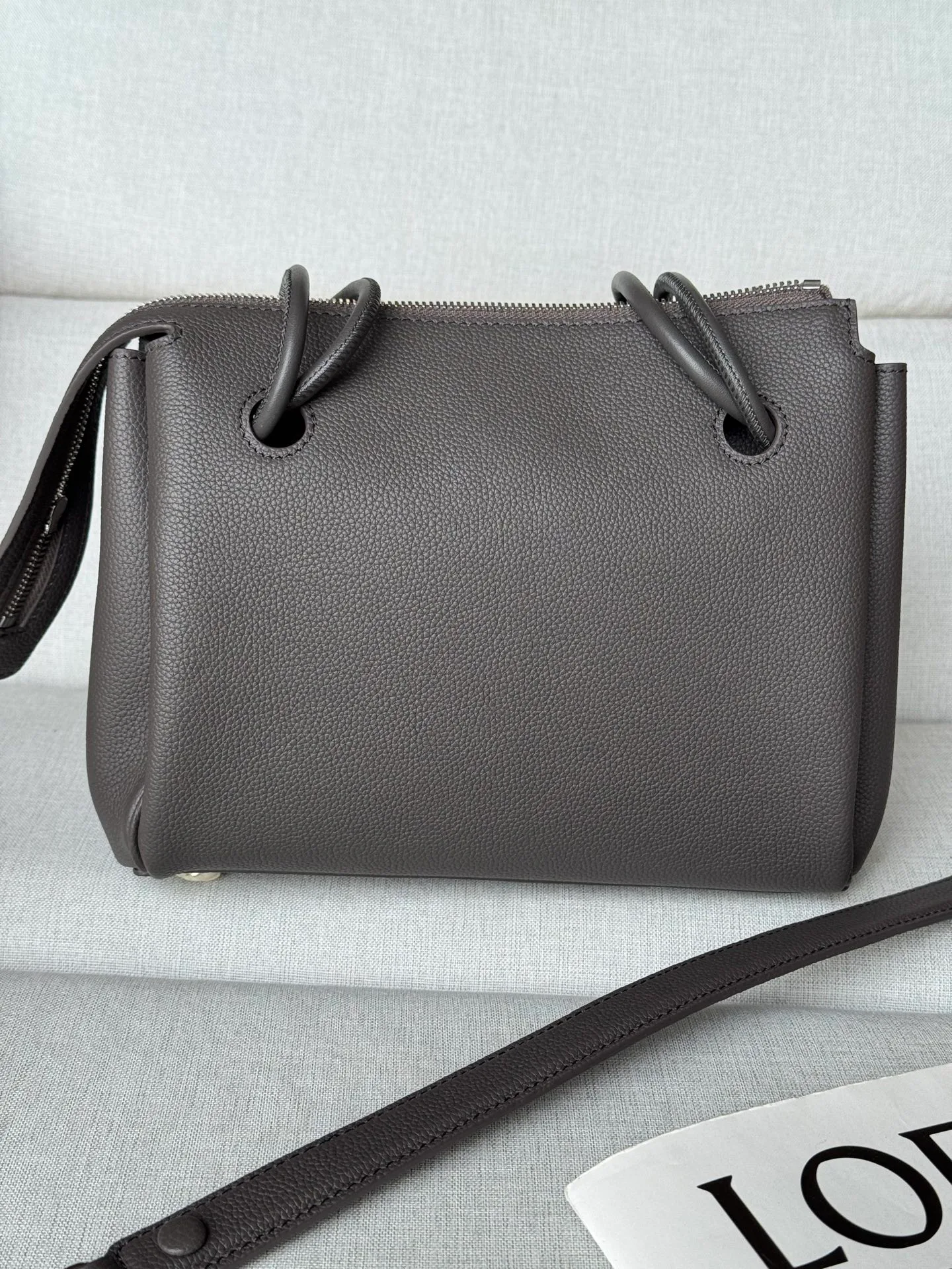 Women's Classic Handbags LOEWE 17551244