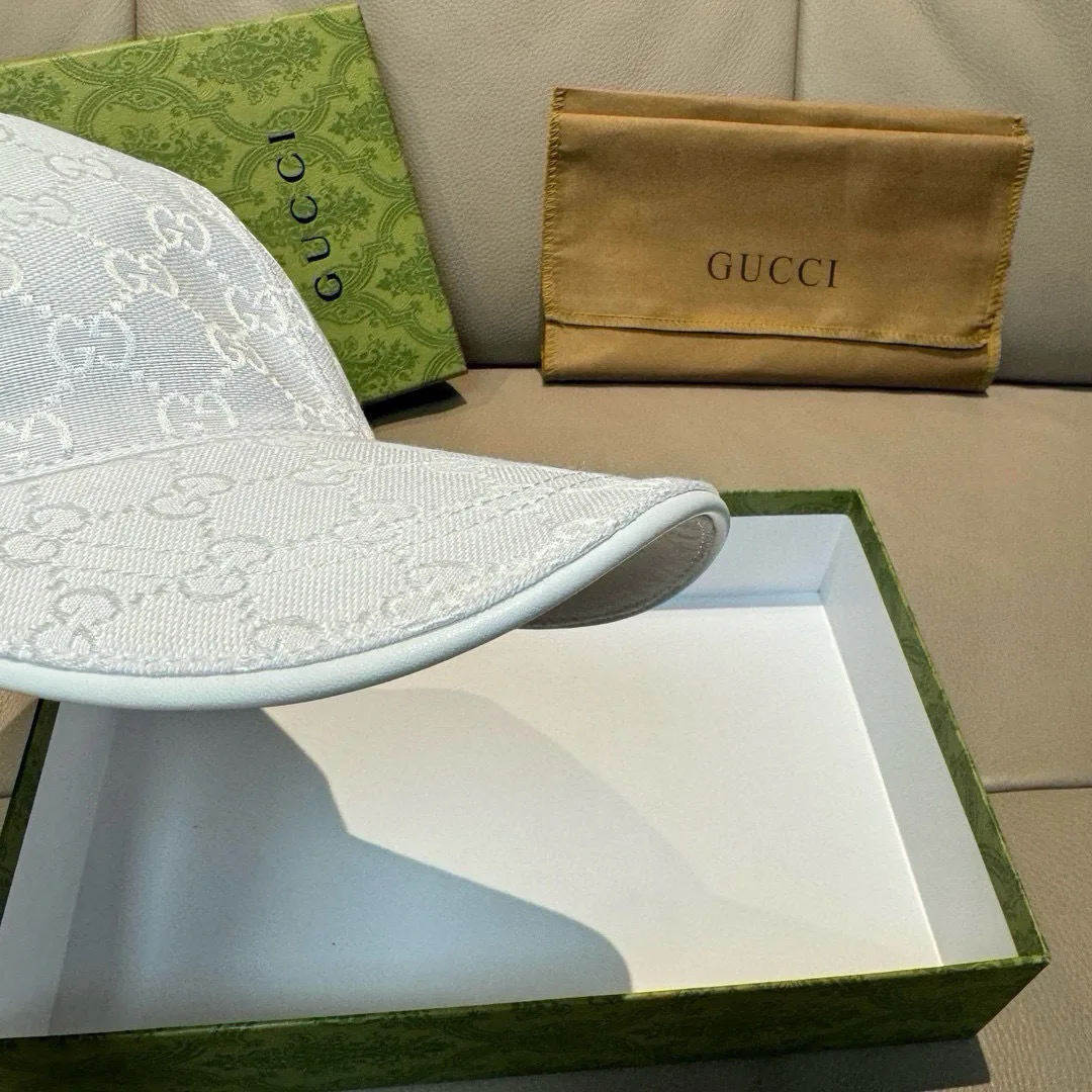 Hats GUCCI 17604850