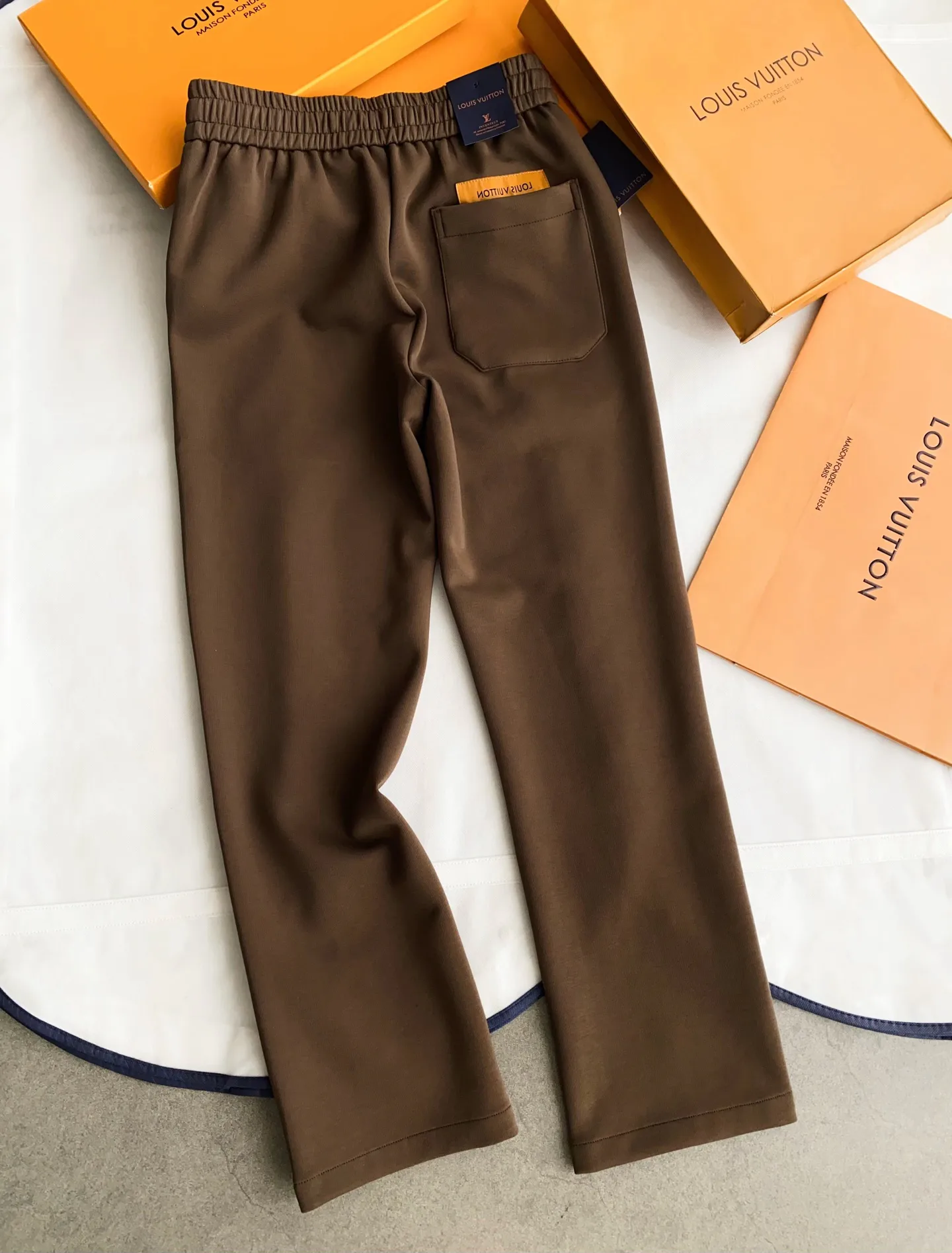 Men's Trousers LOUIS VUITTON 18314981
