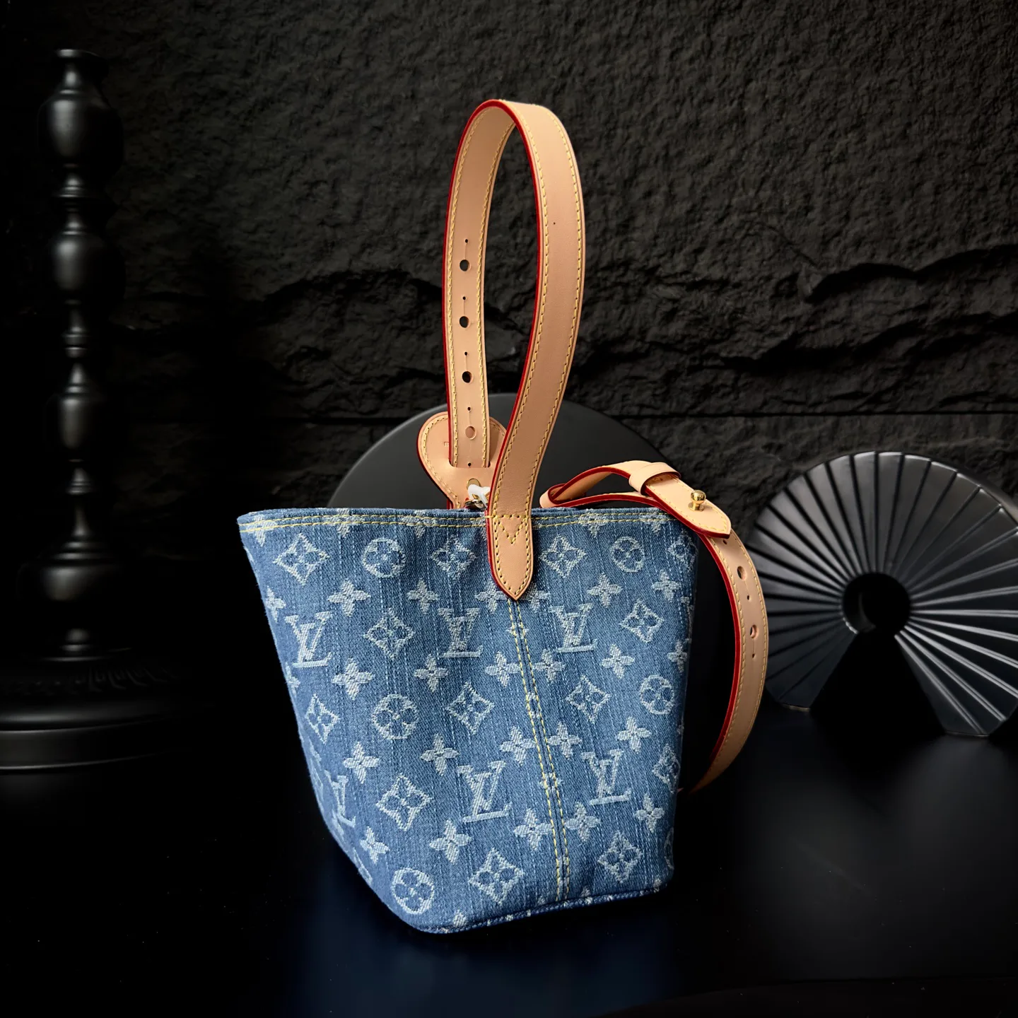 Women's Classic Handbags LOUIS VUITTON 17498631
