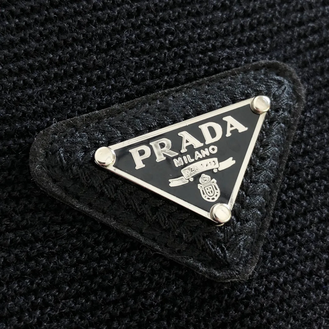 Men's Jumpers And Sweaters PRADA 18492056