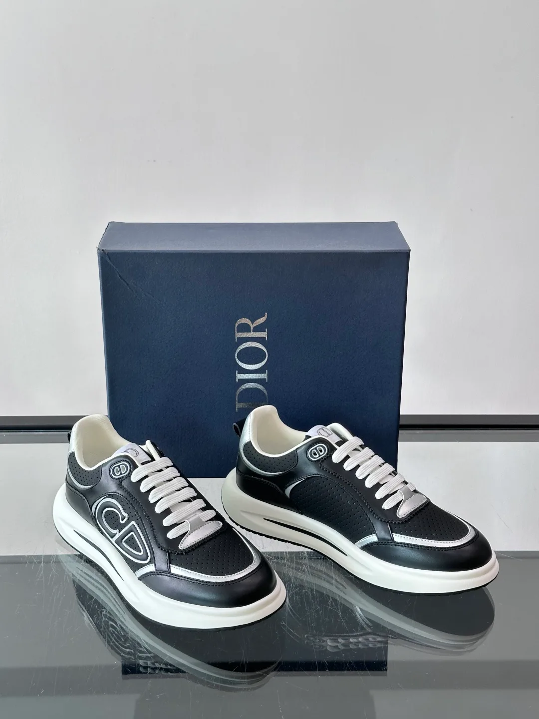 Men's Sneakers CHRISTIAN DIOR 18118601