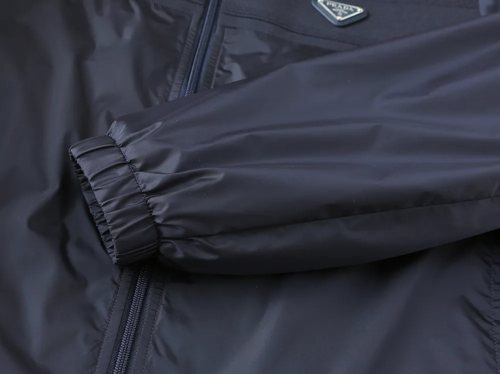 Men's Jackets And Down Jackets PRADA 17410521
