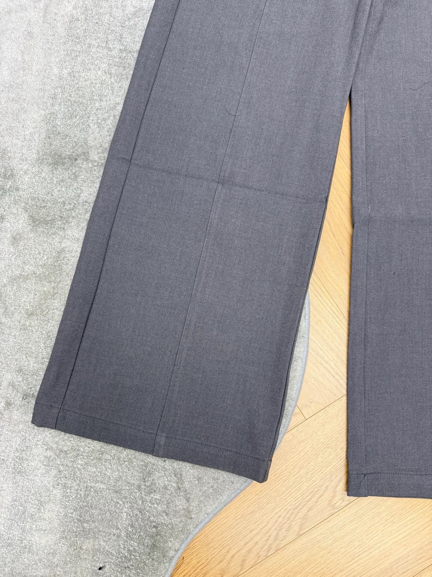 Women's Trousers CHANEL 18348253