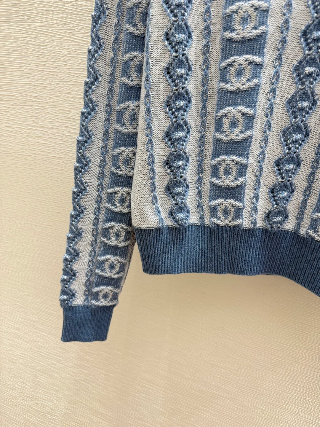 Women's Jumpers And Sweaters CHANEL 18363083