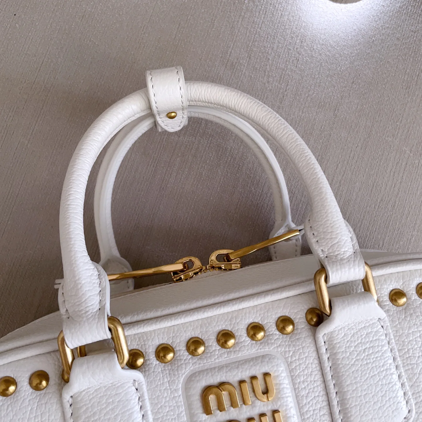 Women's Classic Handbags MIU MIU 17842274