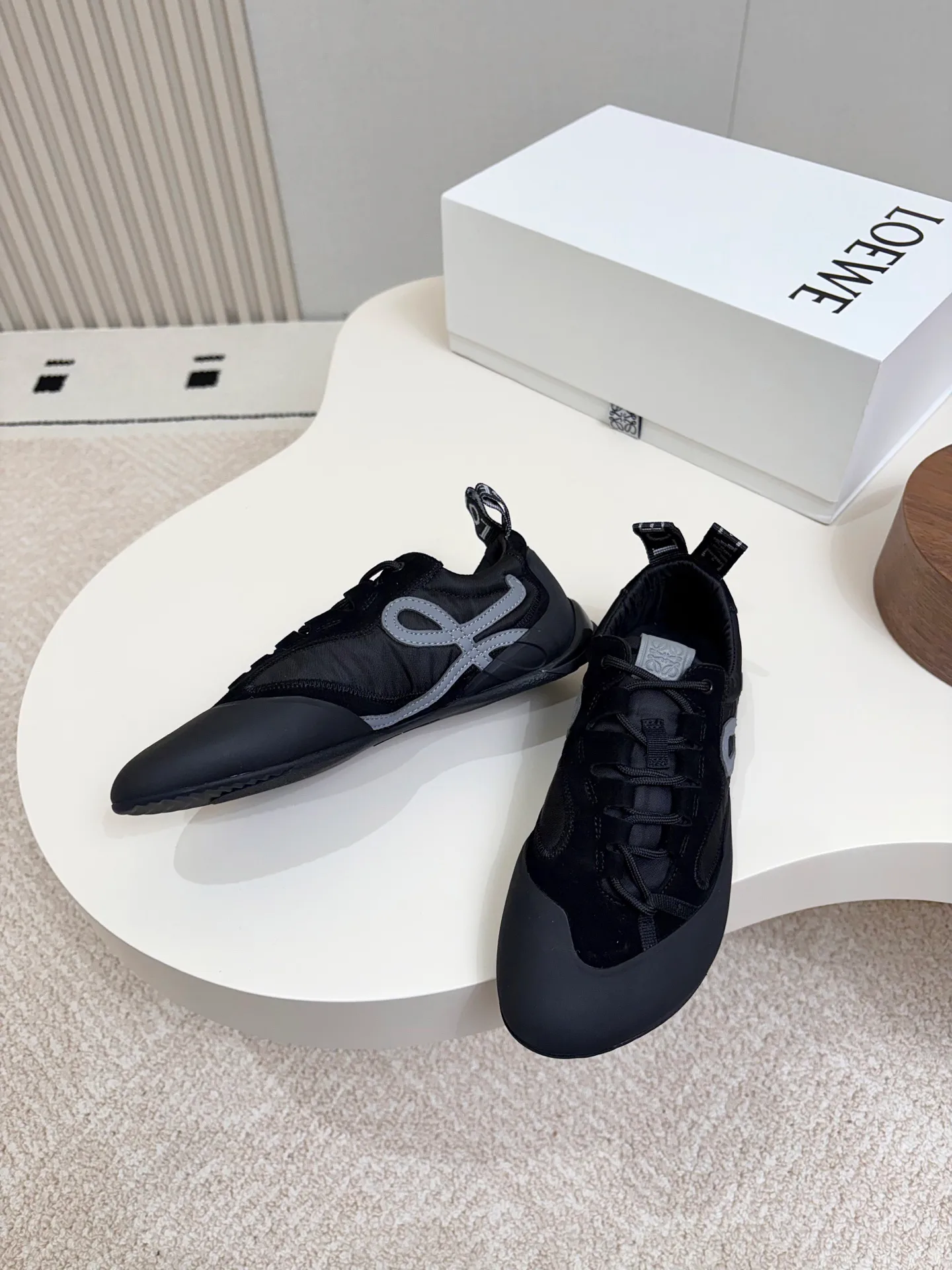 Women's Sneakers LOEWE 18132956