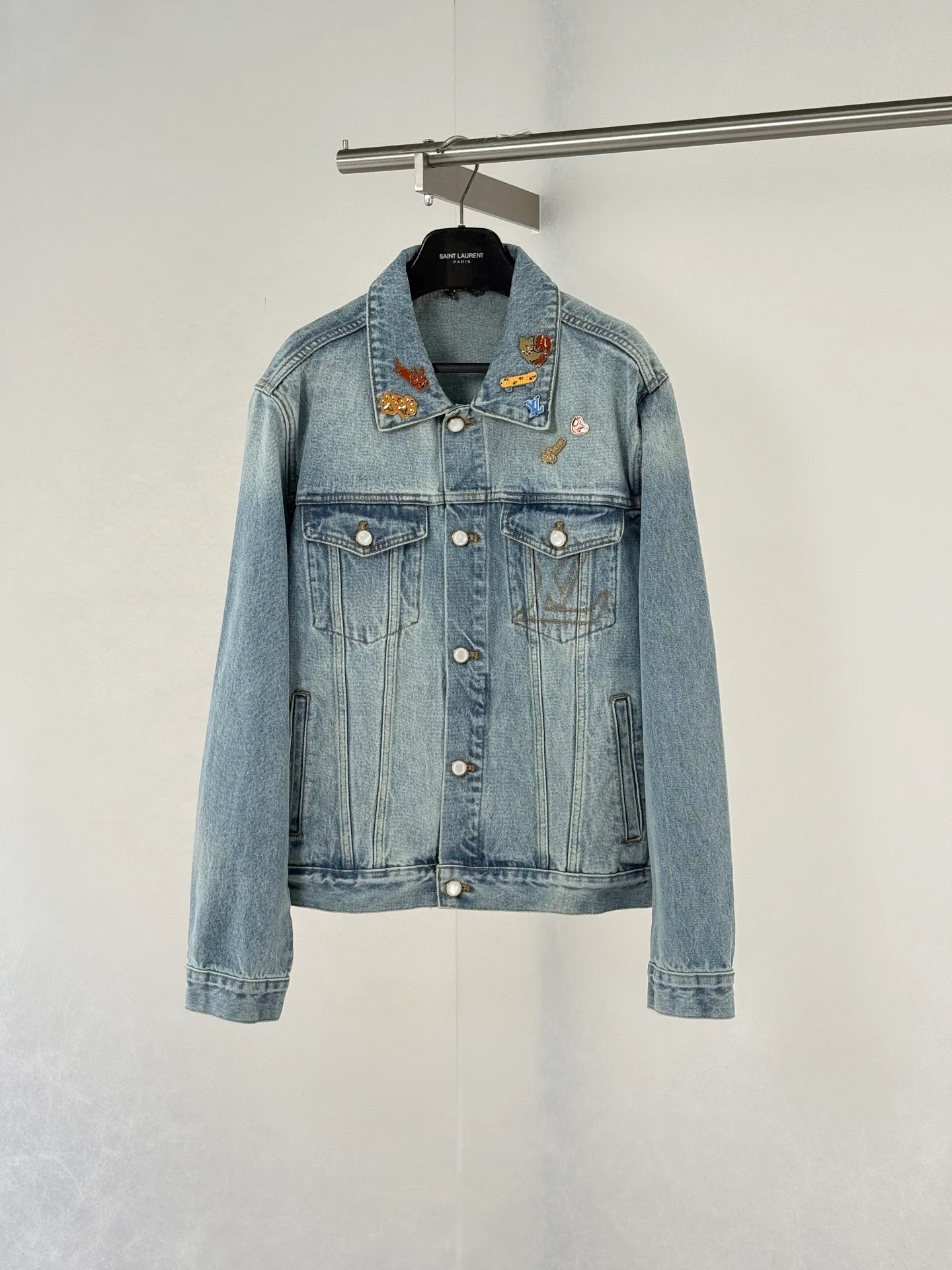 Men's Jackets And Down Jackets LOUIS VUITTON 18389073