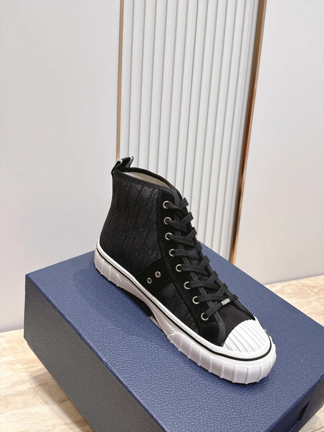 Women's Sneakers CHRISTIAN DIOR 18083926