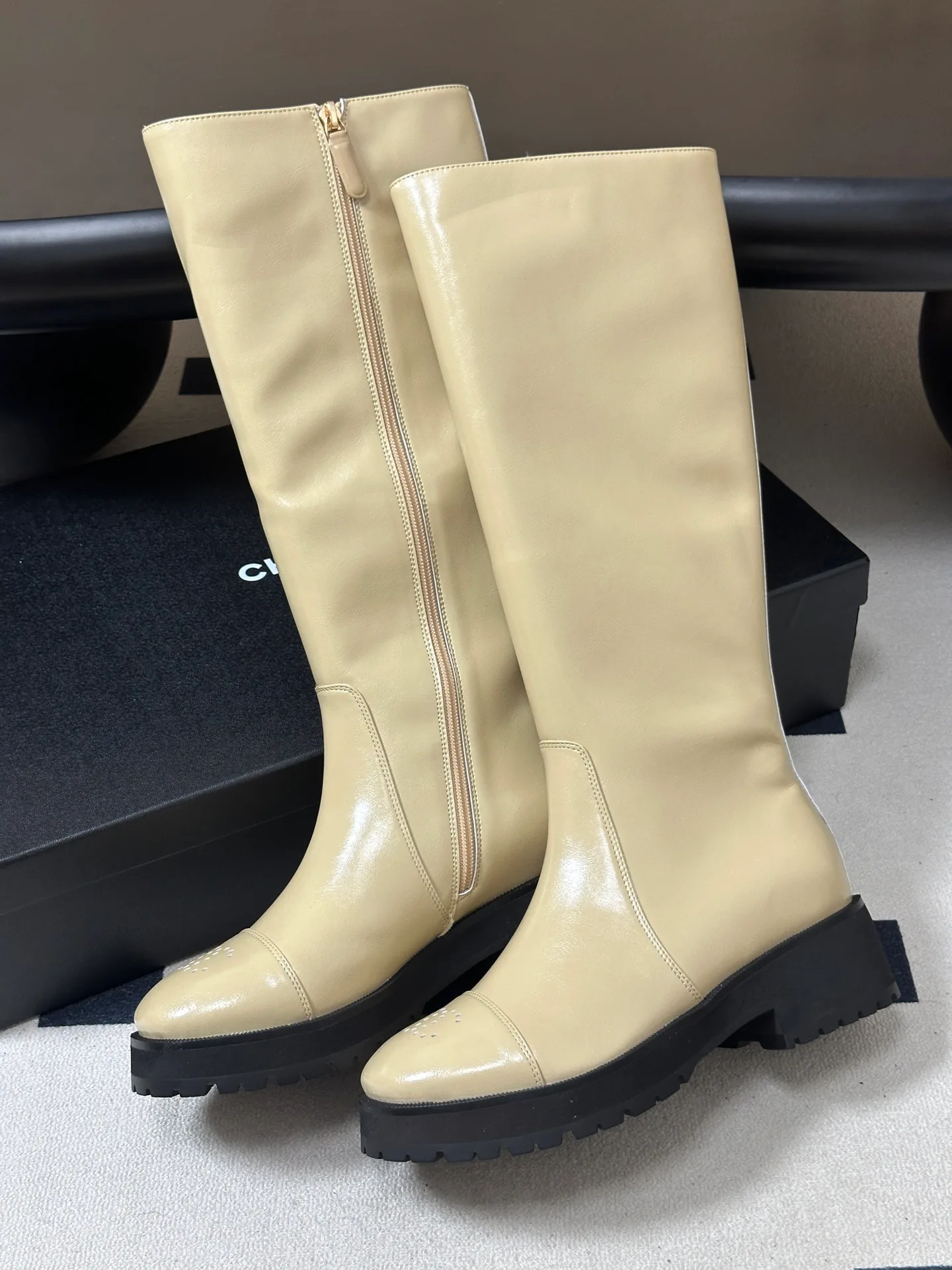 Women's Boots CHANEL 18048836