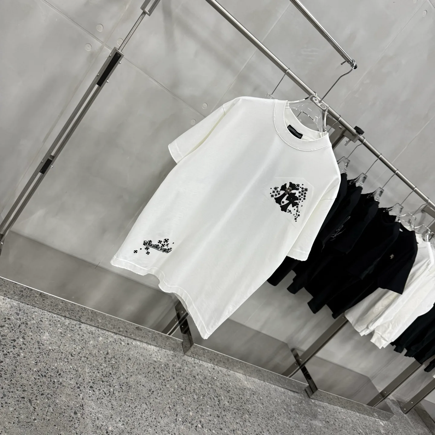 Men's T-Shirts CHROME HEARTS 17891737
