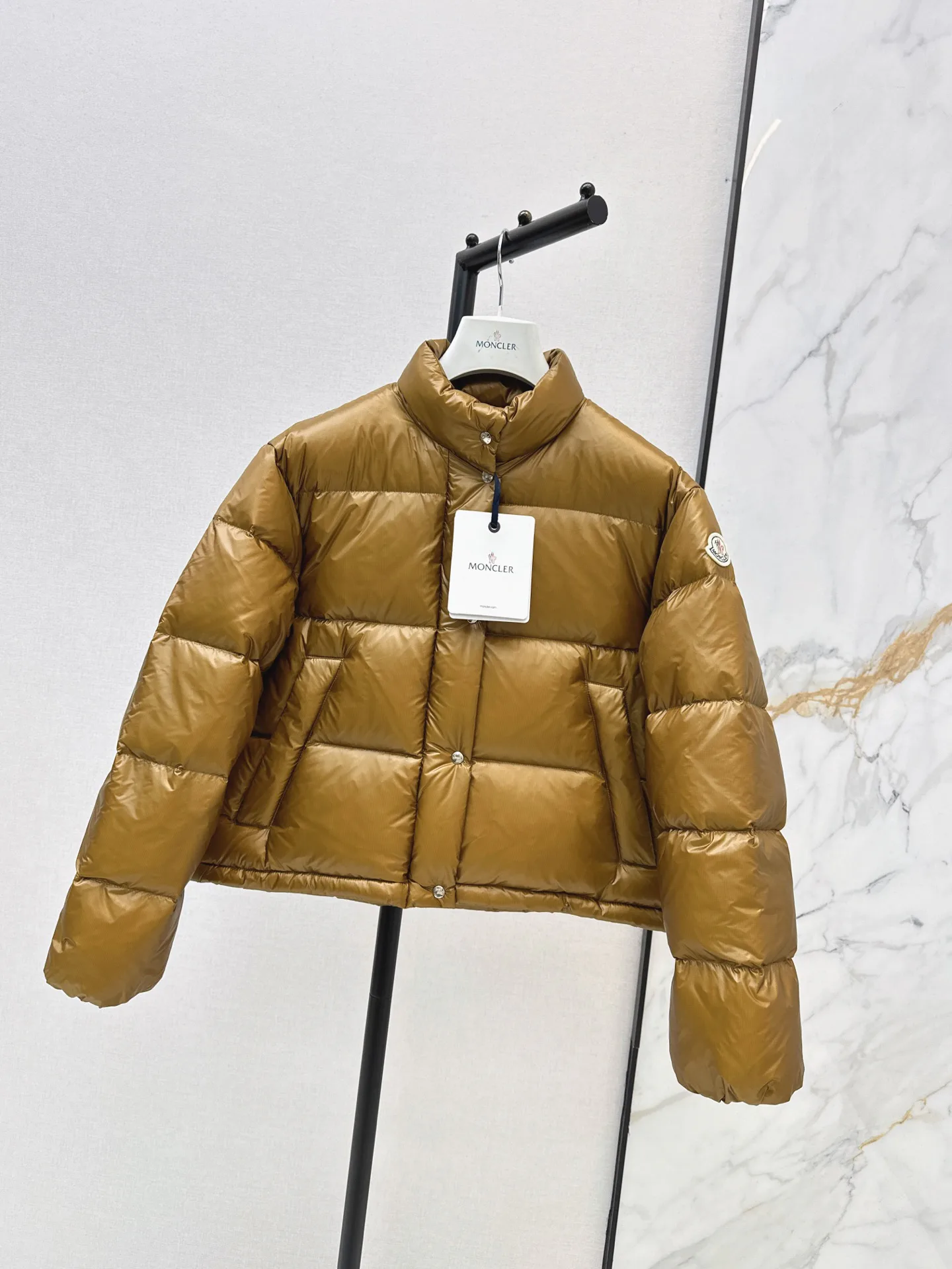 Куртки И Пуховики Женские Moncler 18657331
