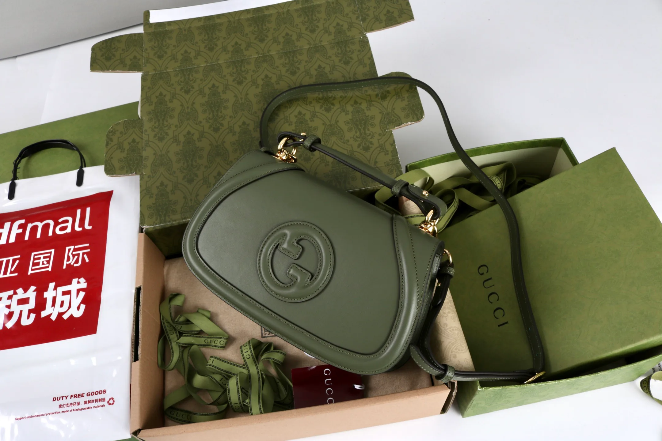 Women's Classic Handbags GUCCI 18065510