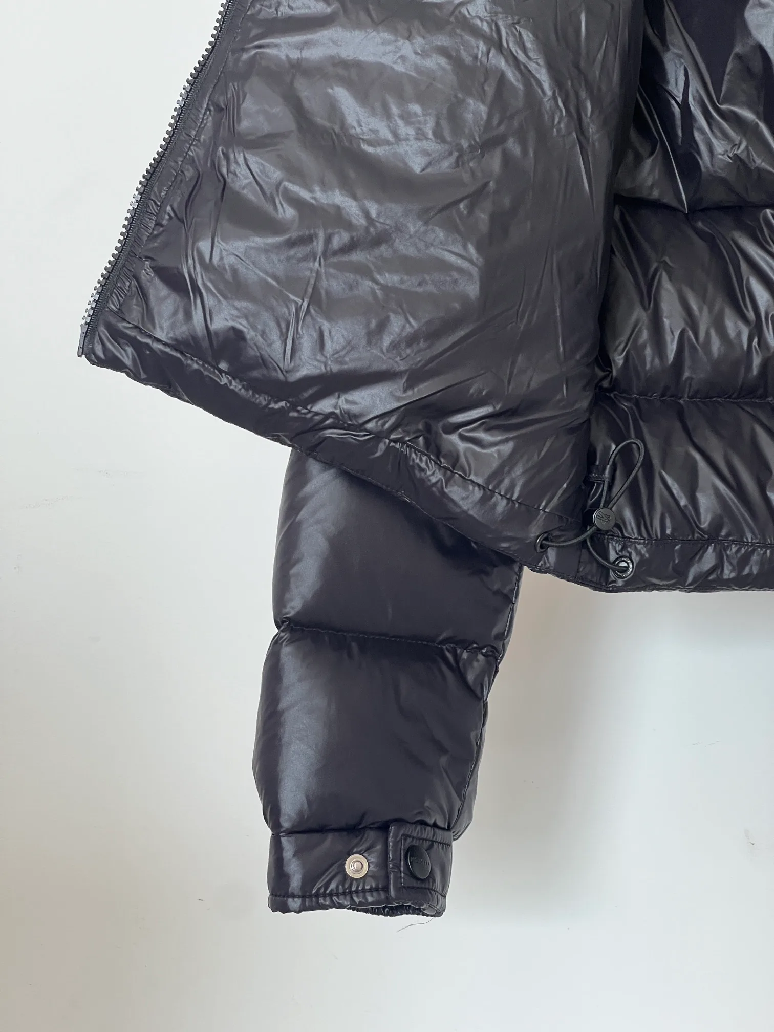 Women's Jackets And Down Jackets MONCLER 18416130