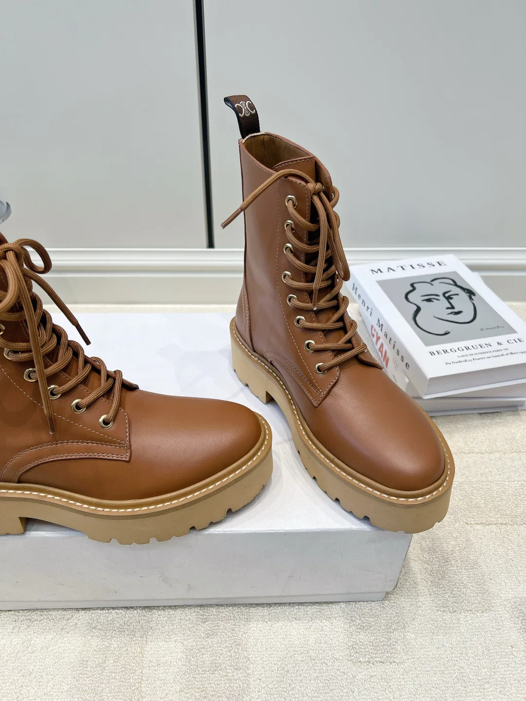Ботинки Женские Celine 18595146