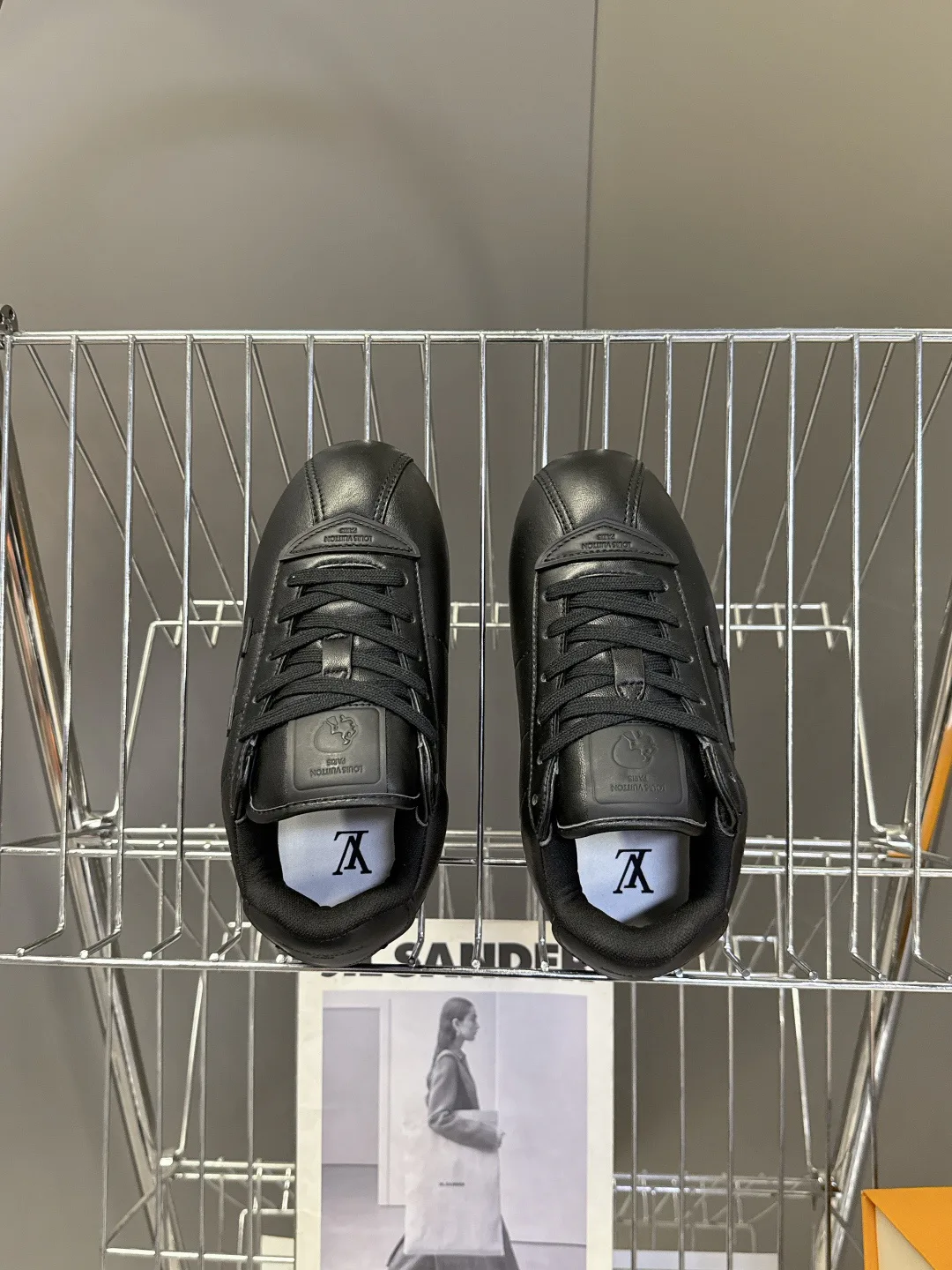 Women's Sneakers LOUIS VUITTON 18005447