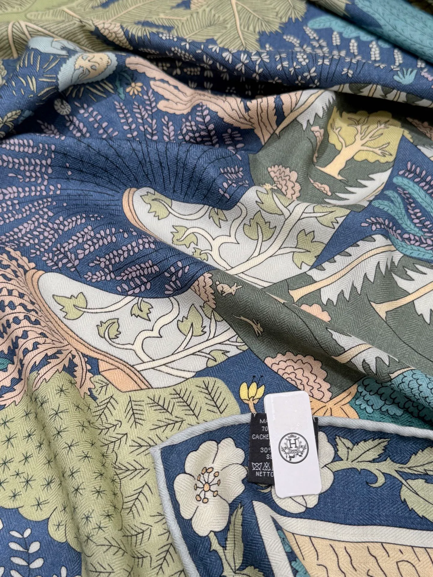 Scarves HERMES 17772358