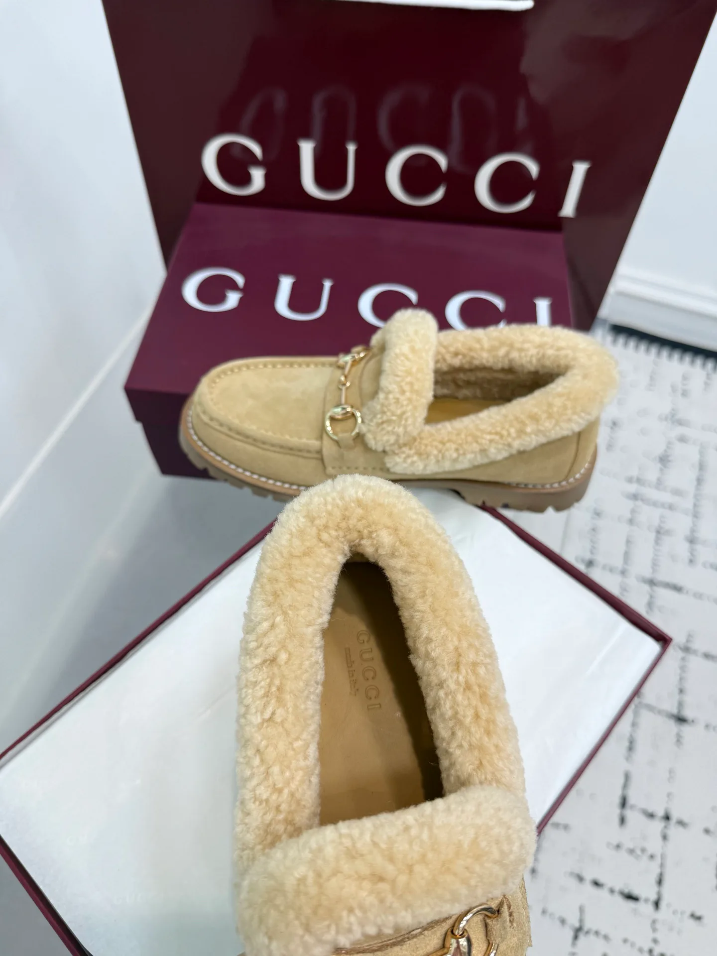 Women's Loafers And Moccasins GUCCI 18393484