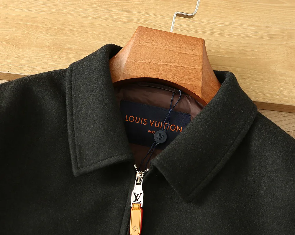 Men's Jackets And Down Jackets LOUIS VUITTON 17922609
