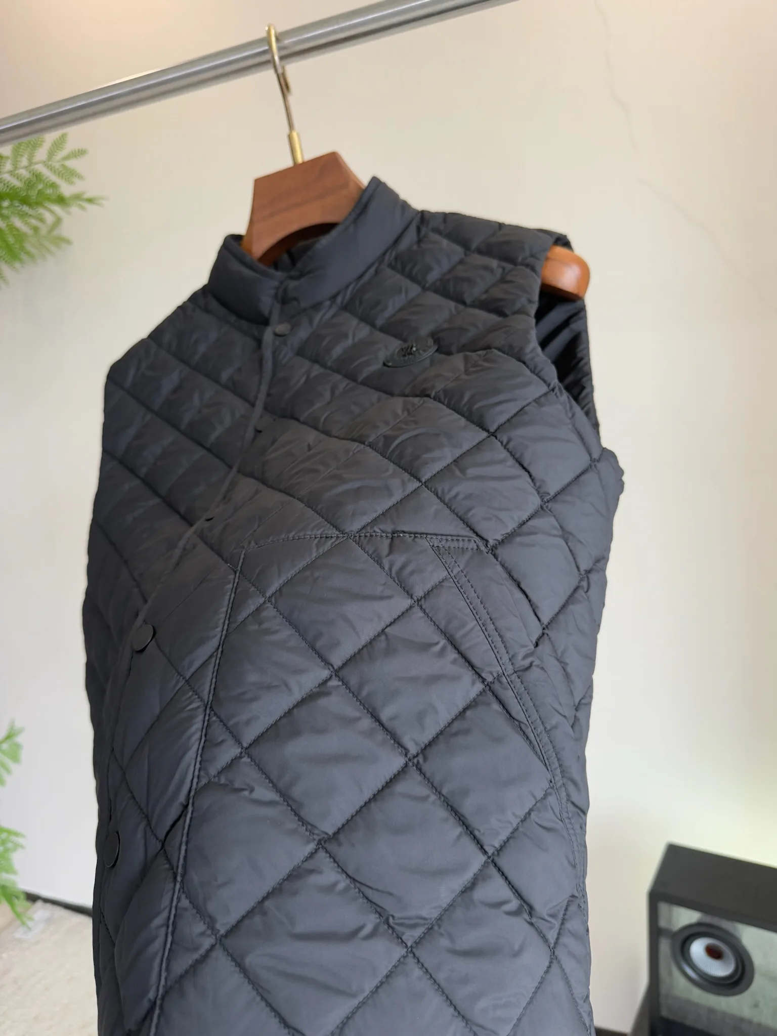 Men's Vests MONCLER 18355822