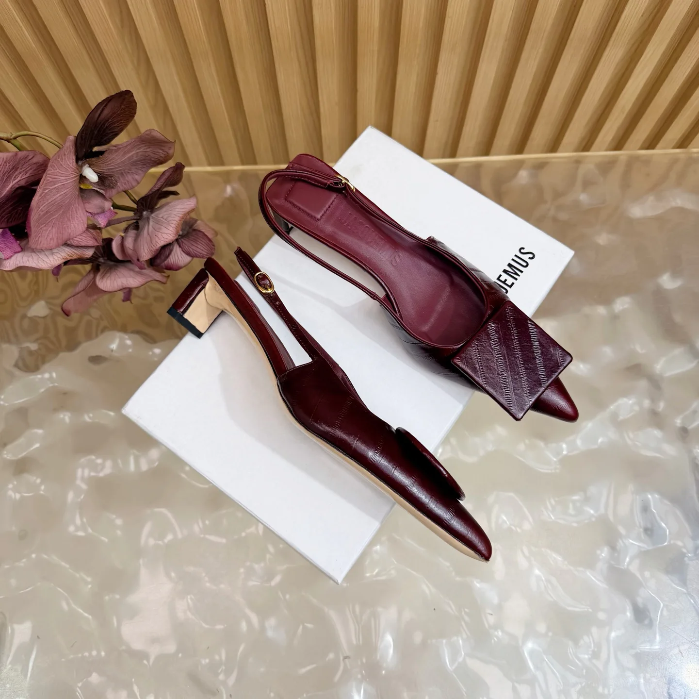 Women's Heels JACQUEMUS 17038112