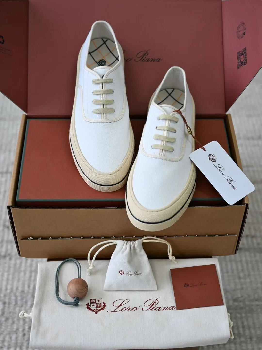 Men's Sneakers LORO PIANA 18382720